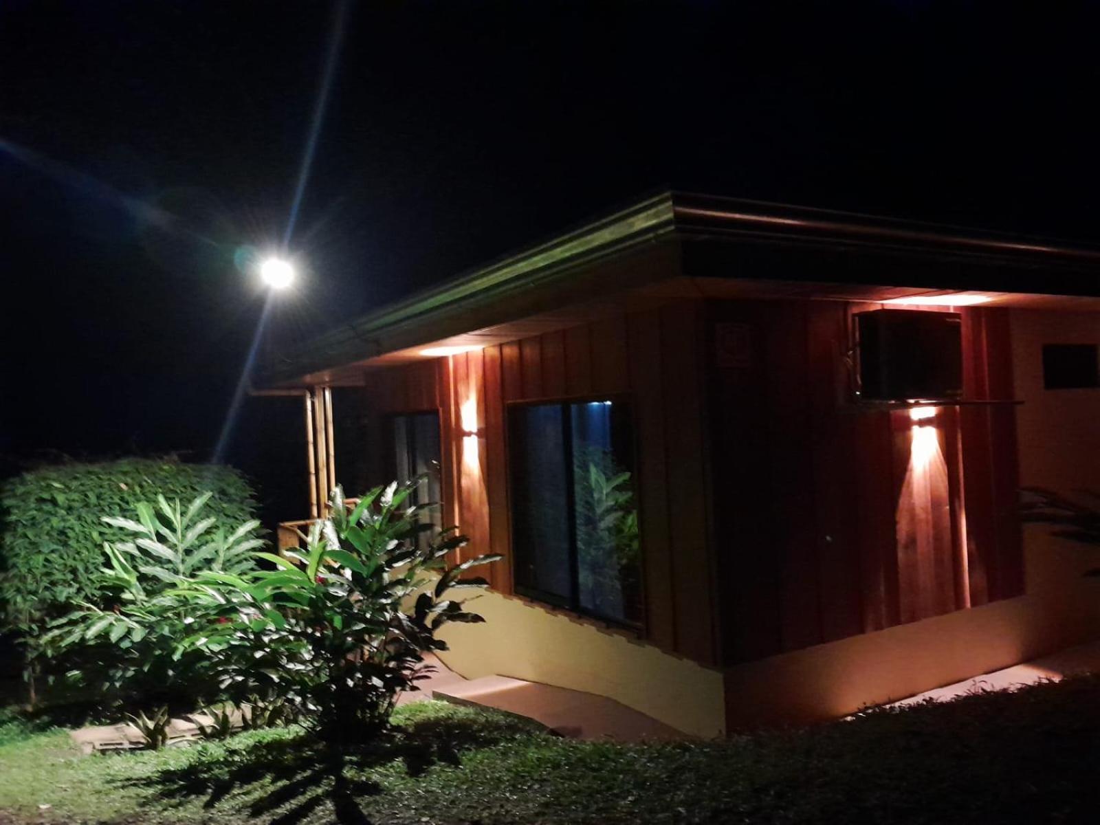 Gambas Lodge La Fortuna Εξωτερικό φωτογραφία